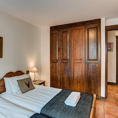Kitson, Alpes Agency, Chamonix, Sleeps 6 شقة